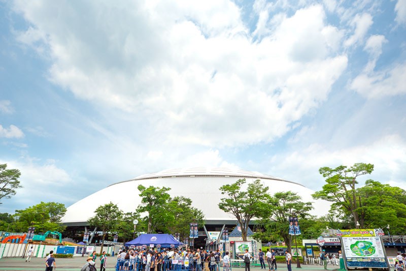 西武球場前駅ベルーナドーム