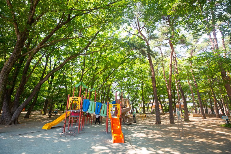 新所沢駅緑町中央公園