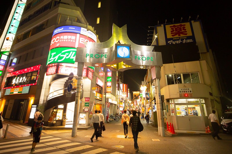 所沢駅プロぺ通り商店街