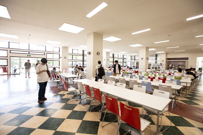 駿河台大学学食